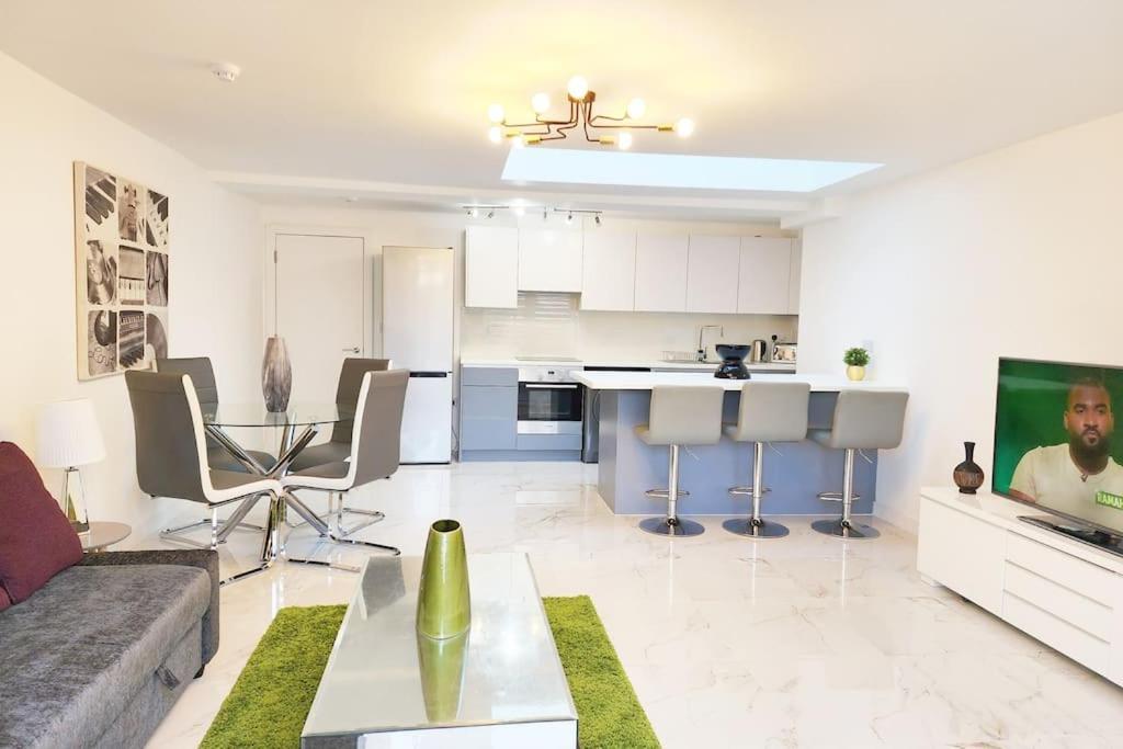 Paradigm House, Stunning 2-Bedroom Apartment 1, Free Parking, Οξφόρδη Εξωτερικό φωτογραφία
